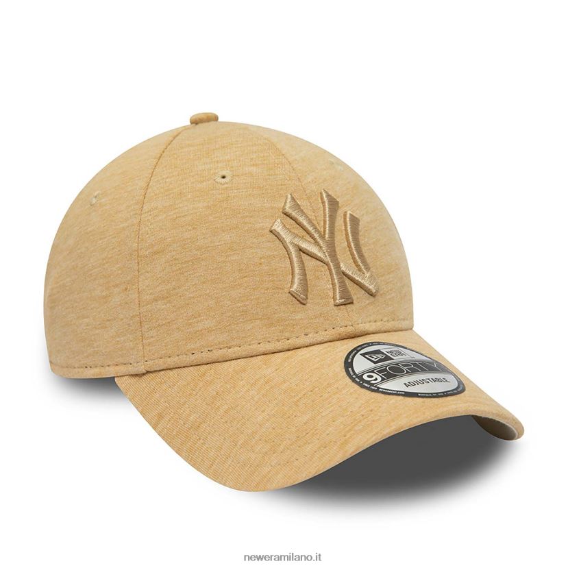 New Era Z282J21557 cappellino regolabile New York Yankees in jersey tono su tono 9forty beige chiaro