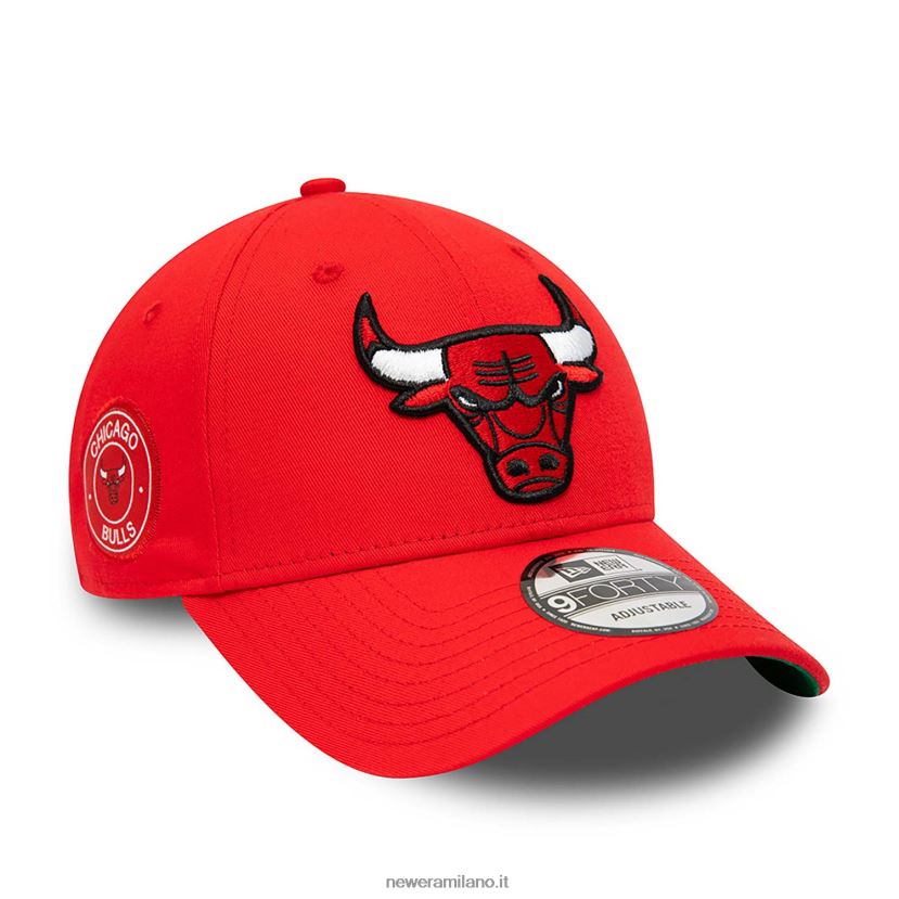 New Era Z282J21745 cappellino regolabile 9forty rosso con toppa laterale della squadra dei Chicago Bulls