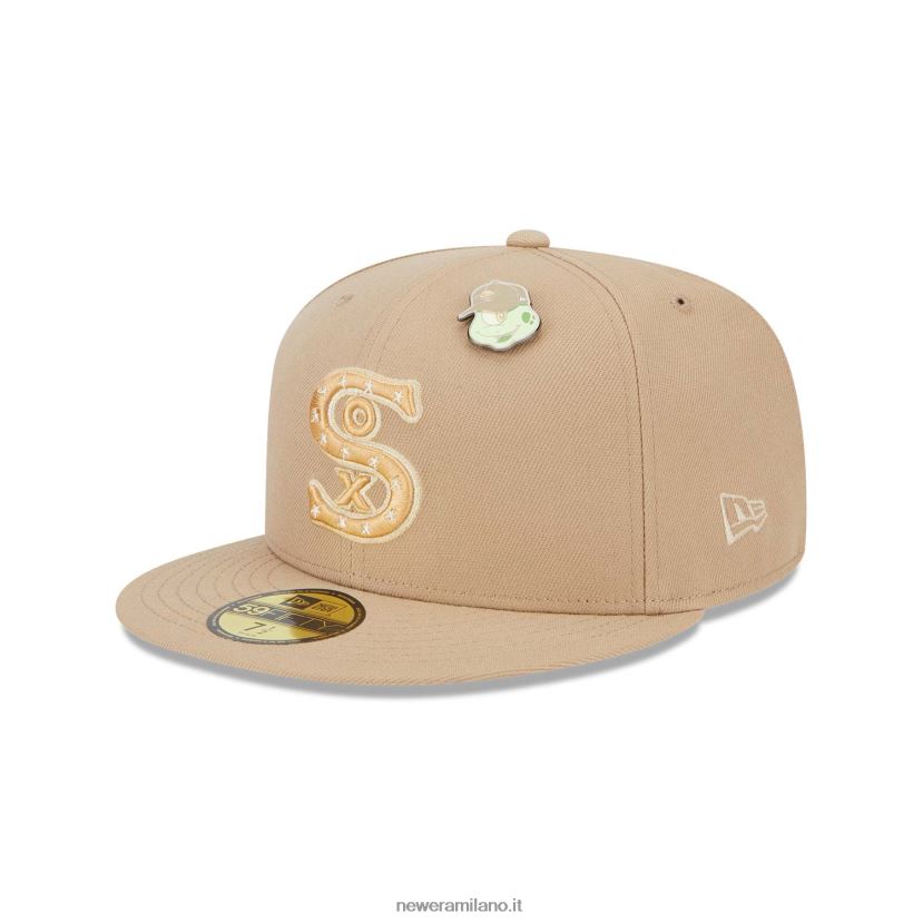 New Era Z282J2503 Chicago White Sox Outer Space Cappellino marrone 59fifty aderente