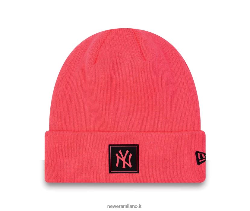 New Era Z282J22361 cappello beanie rosa neon dei new york yankees