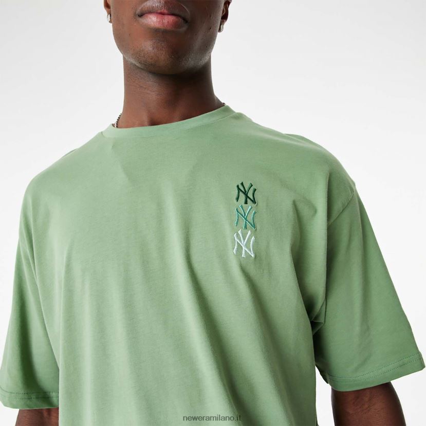 New Era Z282J22855 t-shirt verde oversize con logo impilato dei new york yankees mlb