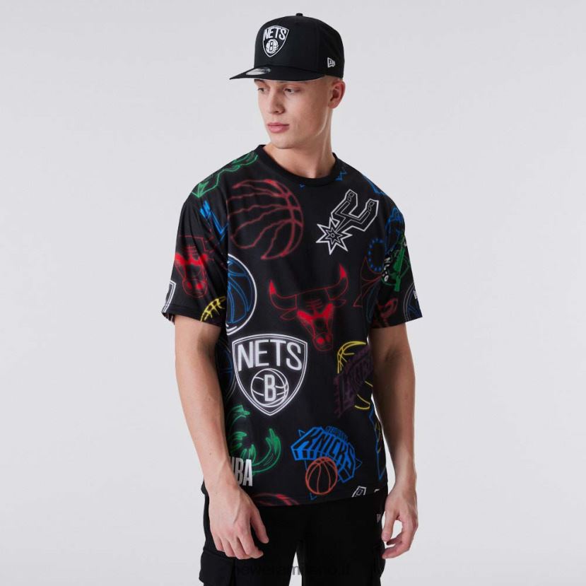 New Era Z282J22859 t-shirt nera fluo con stampa all over nba