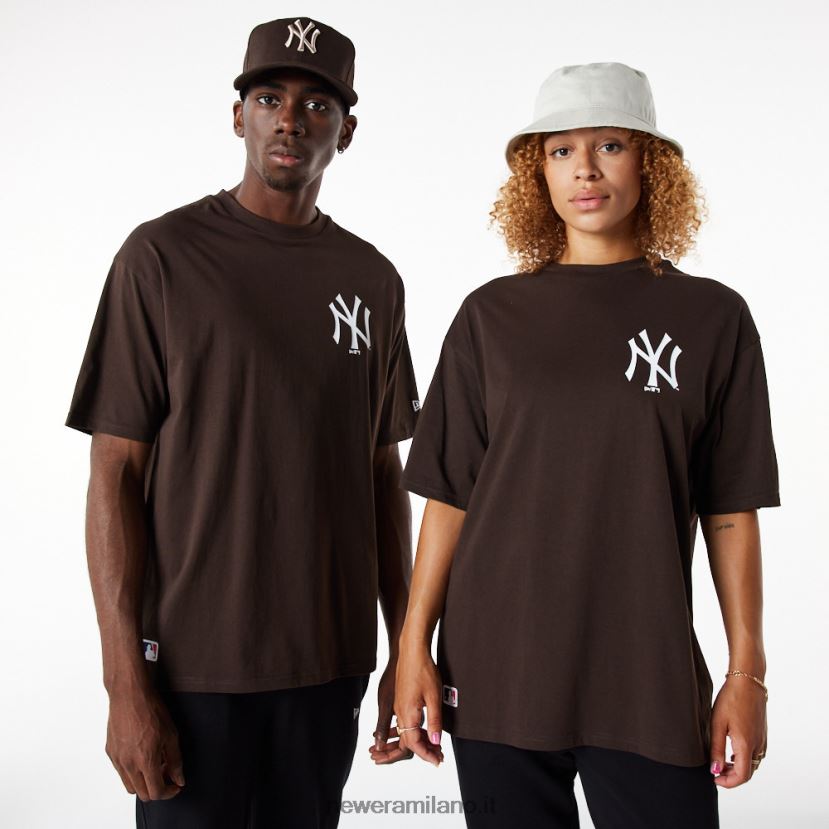 New Era Z282J23125 t-shirt oversize marrone essenziale dei New York Yankees League
